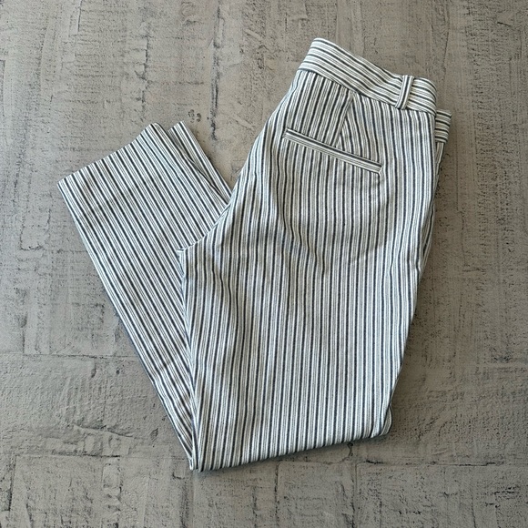Banana Republic Sloan pant size 2S - Picture 3 of 3